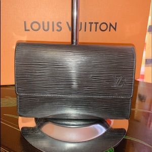 Authentic Louis Vuitton Epi Trifold Wallet